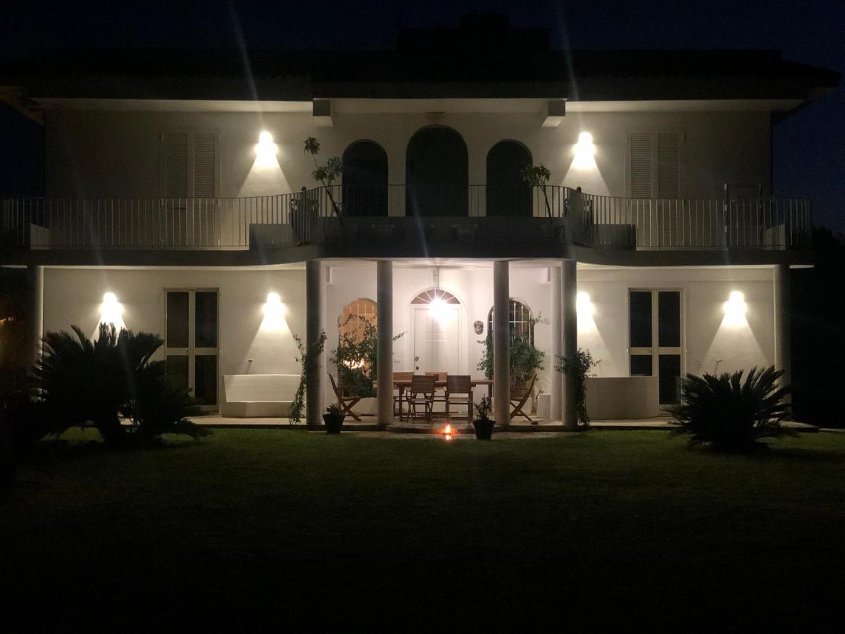 Casa Blanca B&B Латина Екстер'єр фото